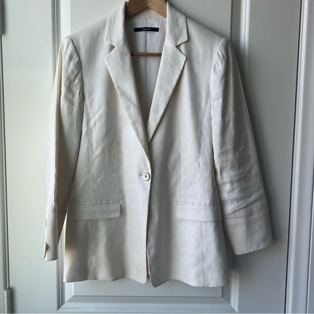 Tahari Blazer